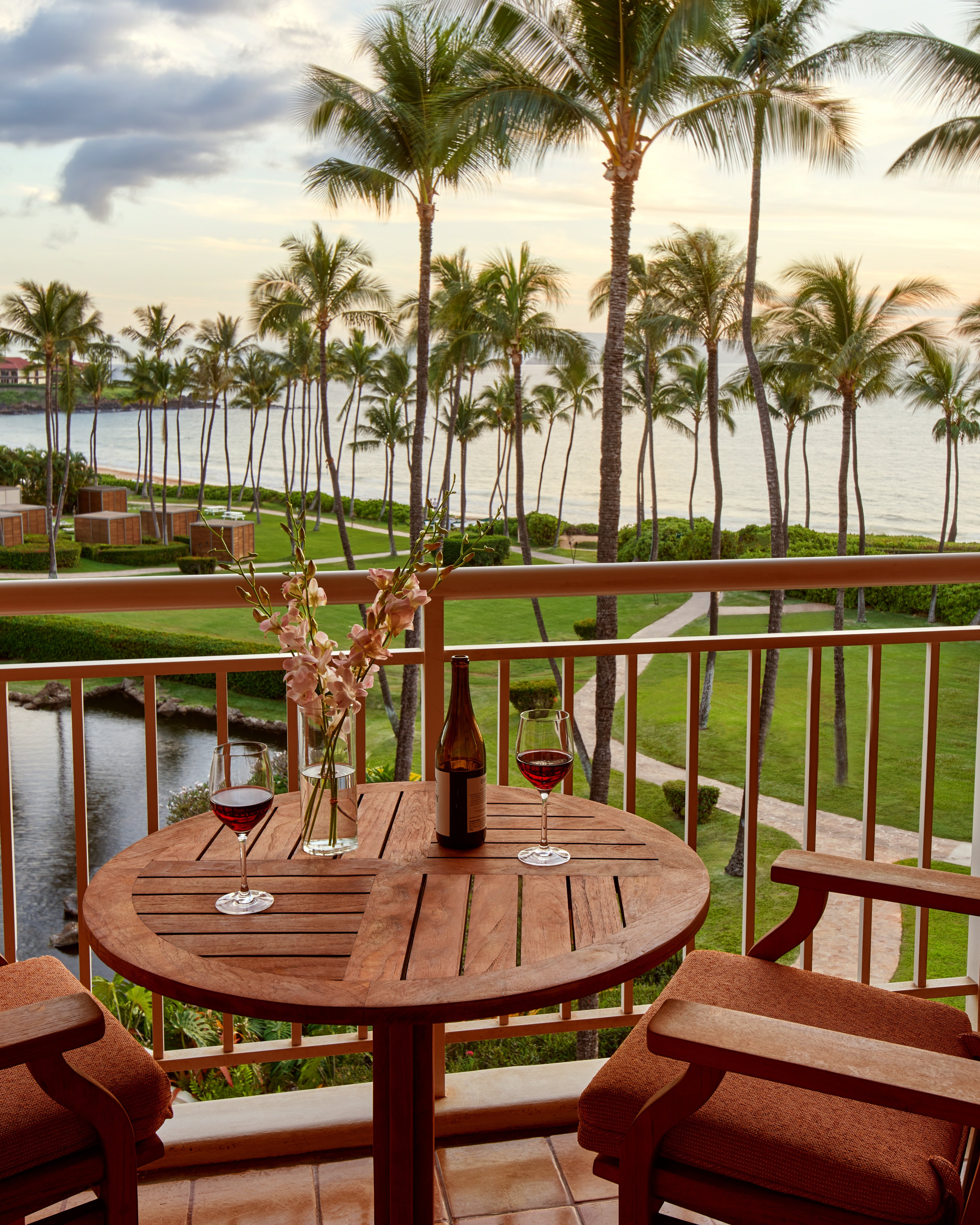 Ocean View Lanai Detail.jpg