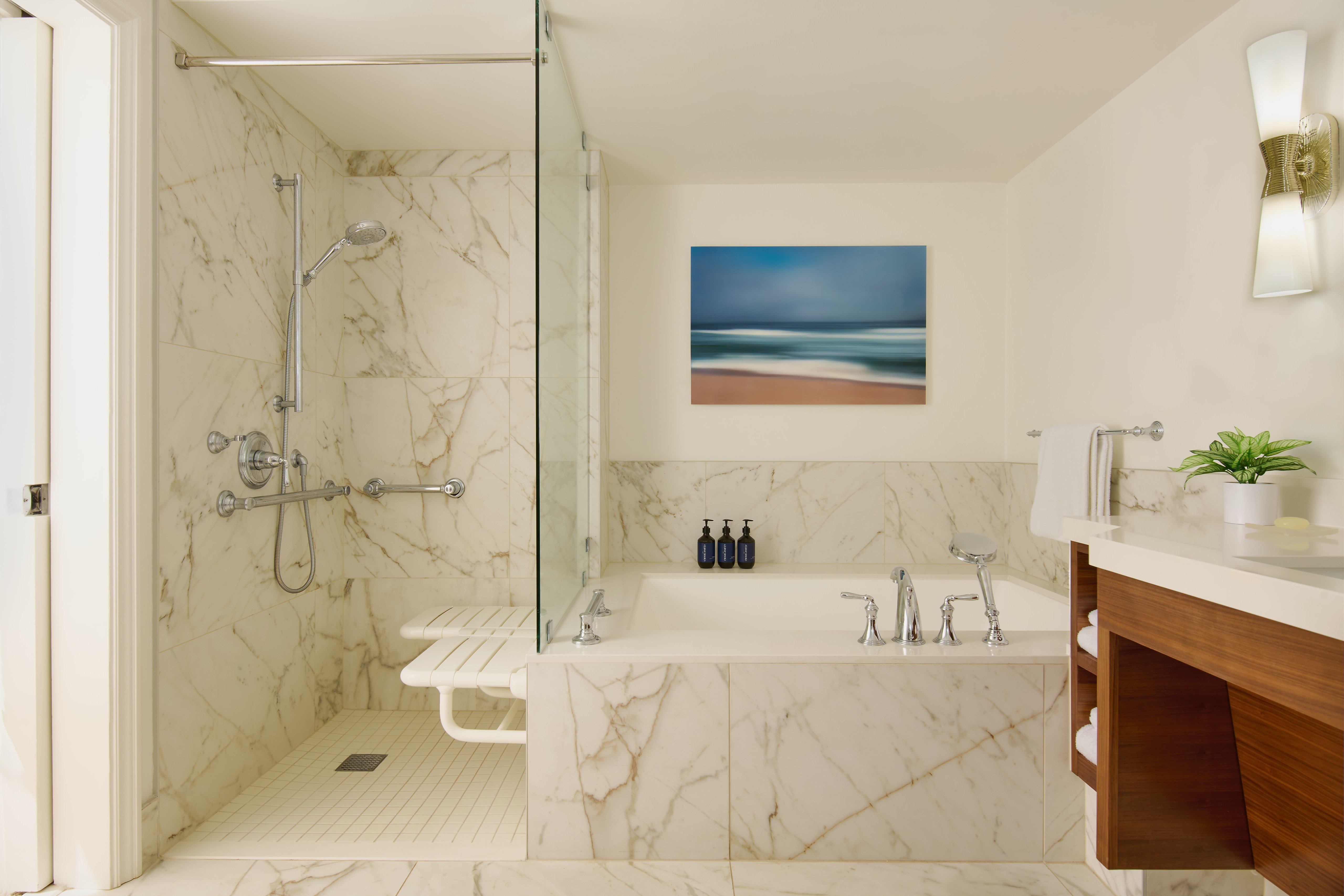 ADA Transfer Shower, Flipped.jpg