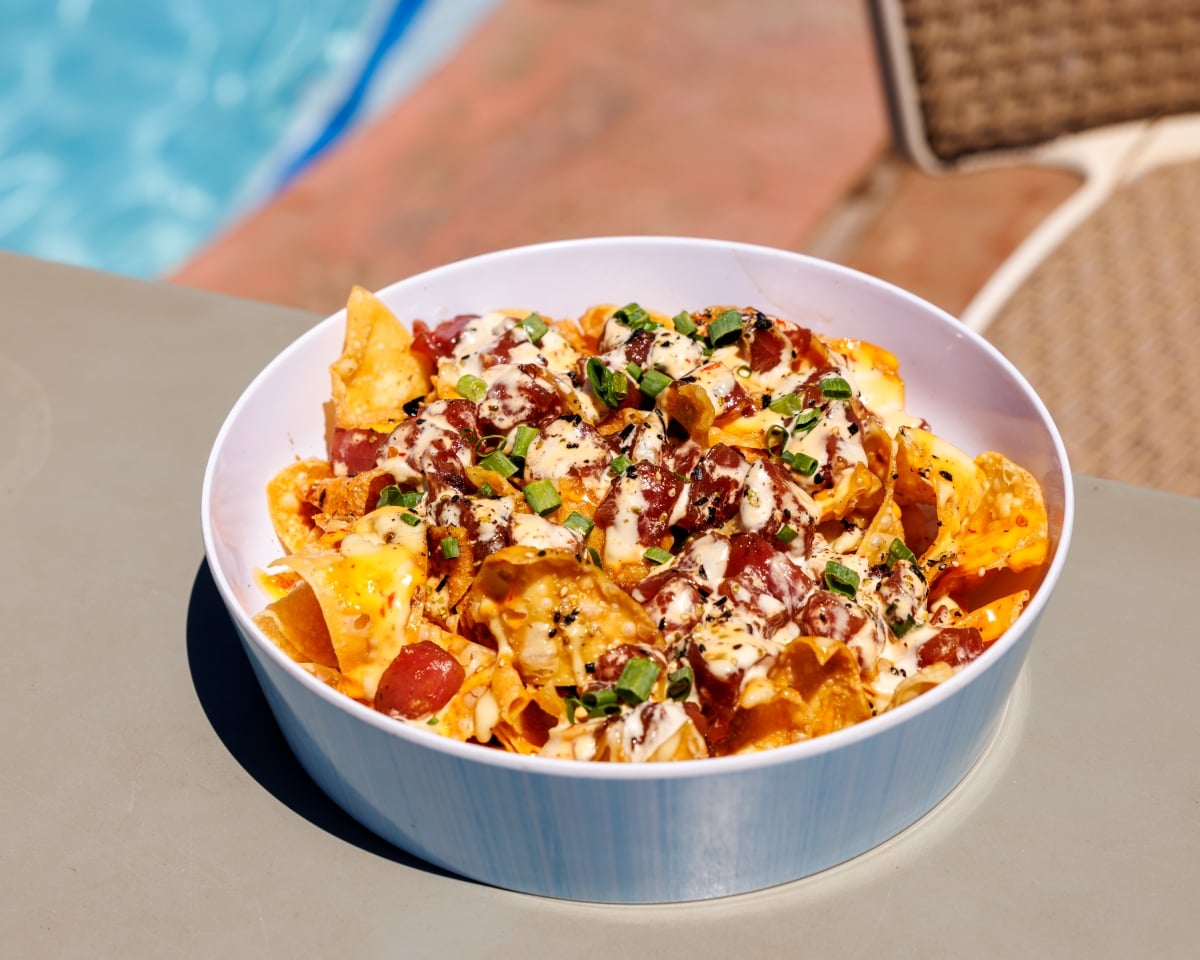 poke nachos