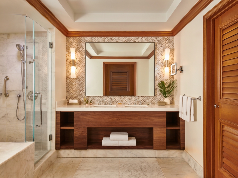 Napua Royal Suite Bathroom