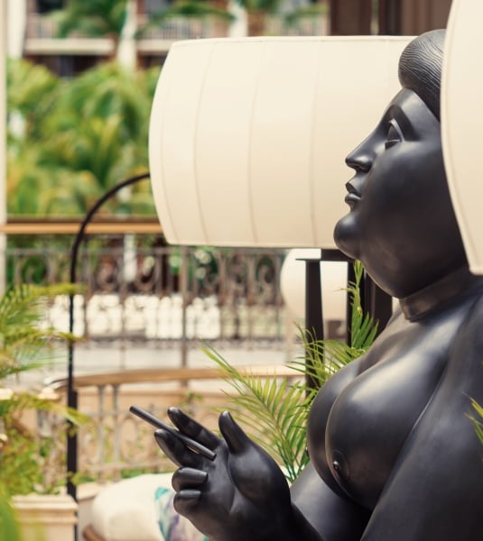 smoking lady botero