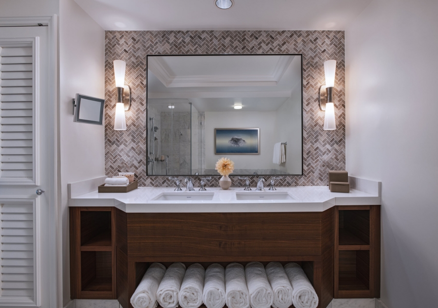 Napua Suite Bath