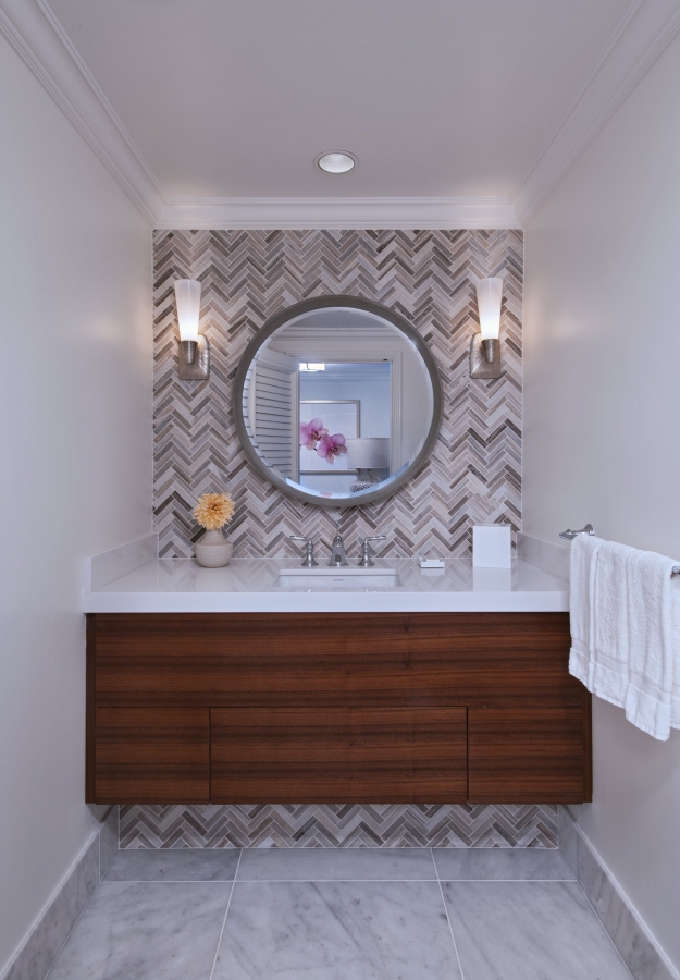 Napua Suite Small Bathroom