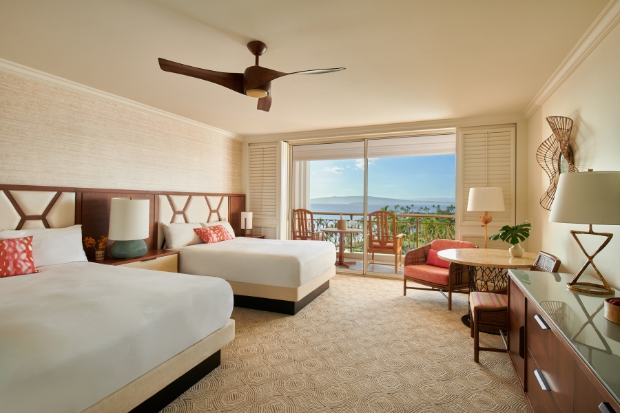 Napua Queen Deluxe Ocean View ADA.jpg